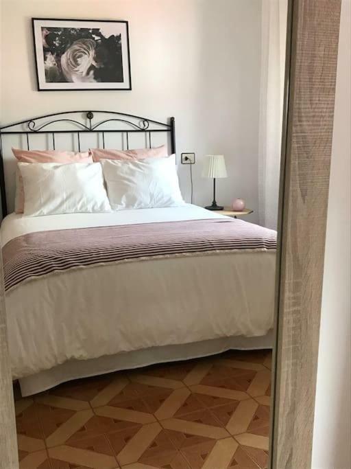 Apartamento Laura เซ ภายนอก รูปภาพ